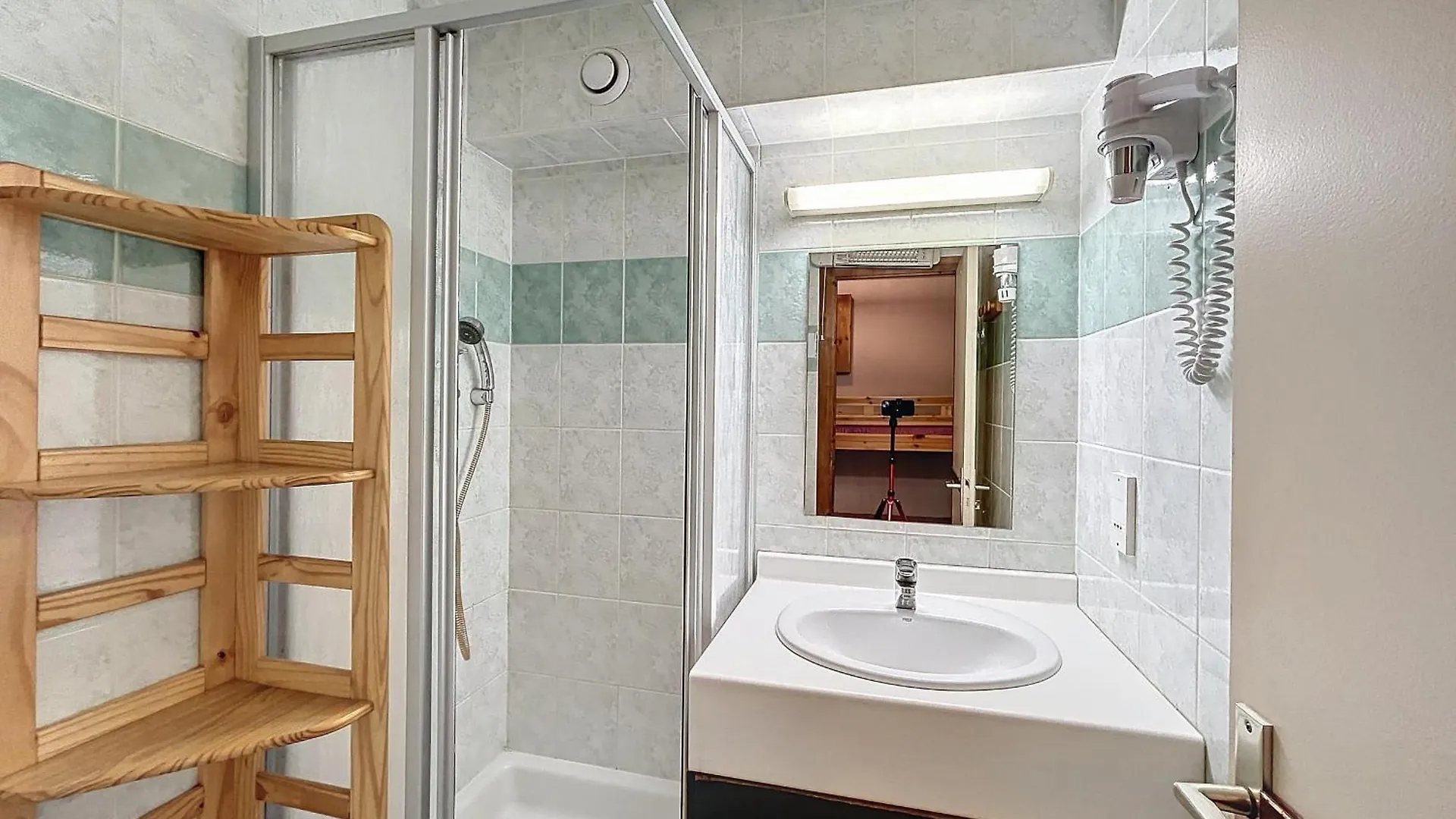 Studio Cosy Au Centre De Combloux Avec Parking - Fr-1-560-129 Apartment